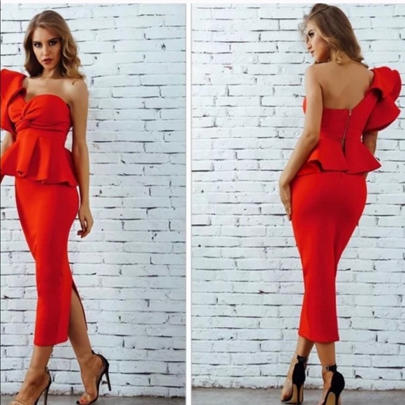 no brand Dresses & Skirts - NEW Red sexy pencil skirt and ruffle top